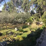 Geraeumige Mit Schoenem Garten By Interhome *